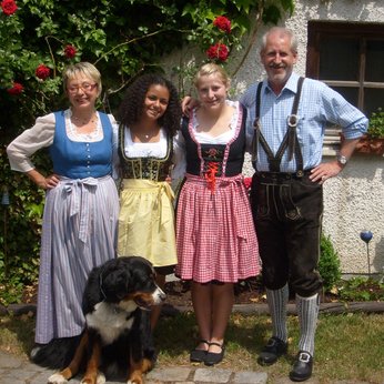Round xlarge 147 germany stud hf dogtraditionalclothing