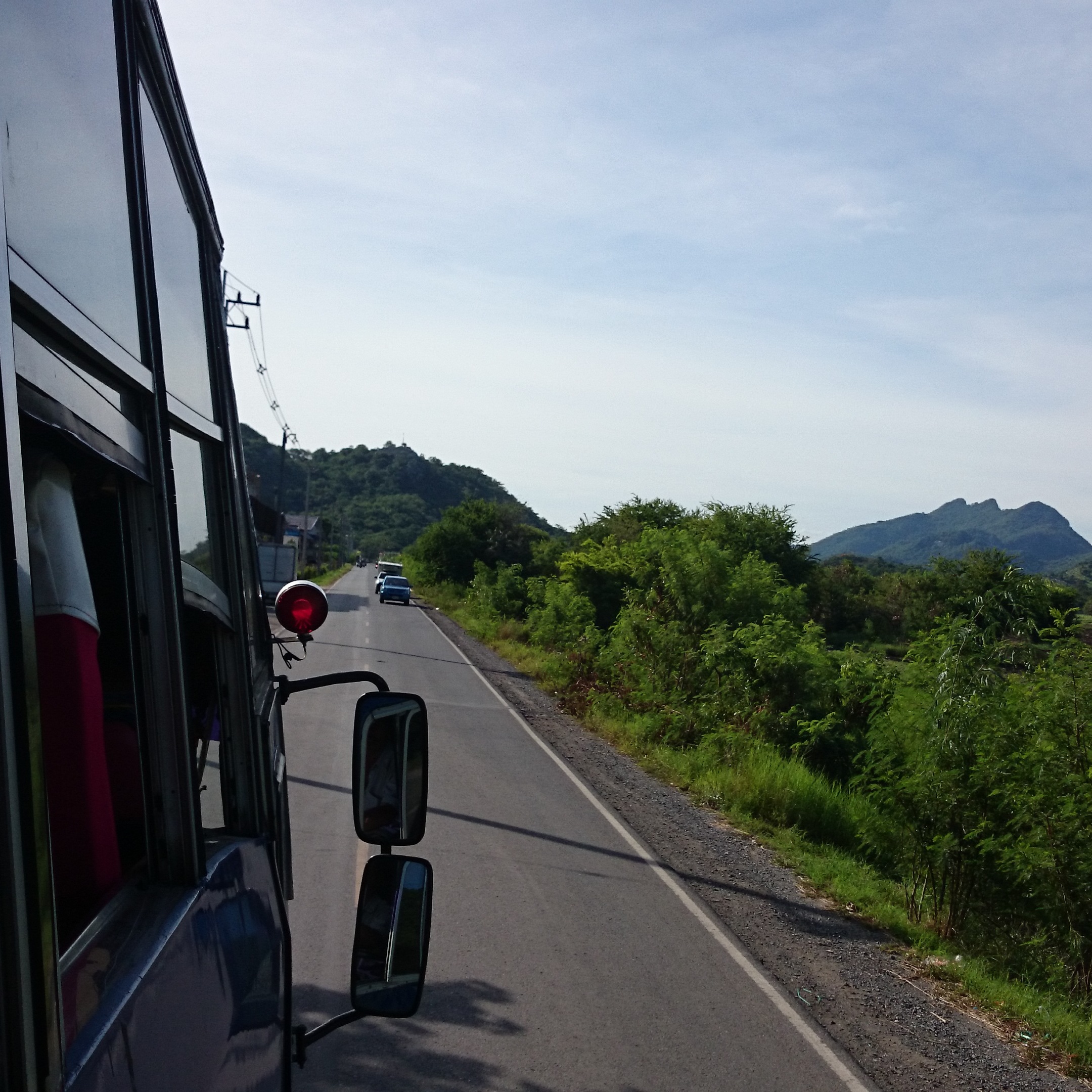 Cropped 376 thailand 2014 viewbusscenery